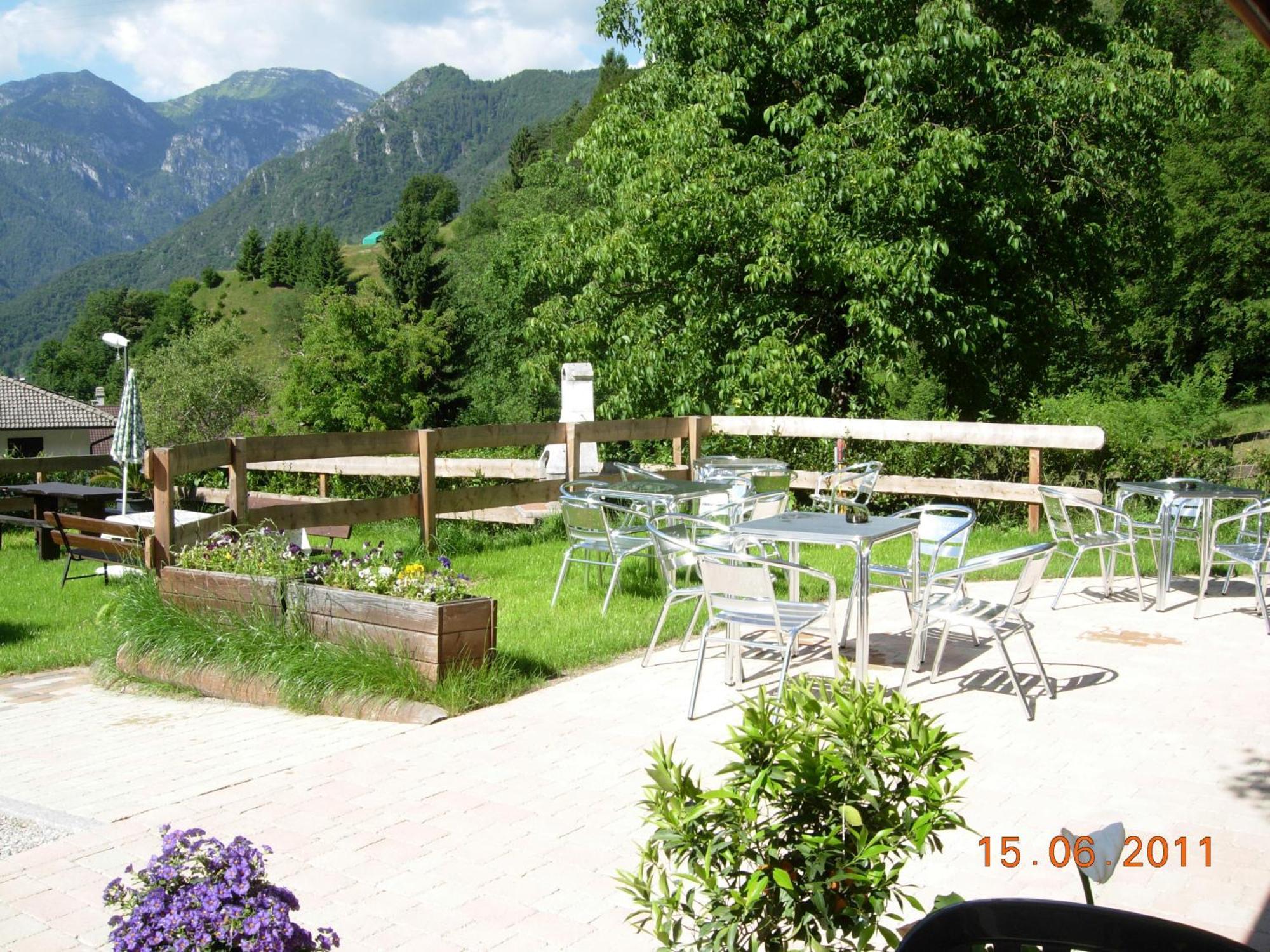 B&B Ledro Affittacamere Меццолаго Екстер'єр фото
